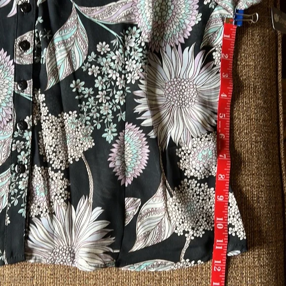 Floral Black and White Skirt Set - Picture 9 of 15